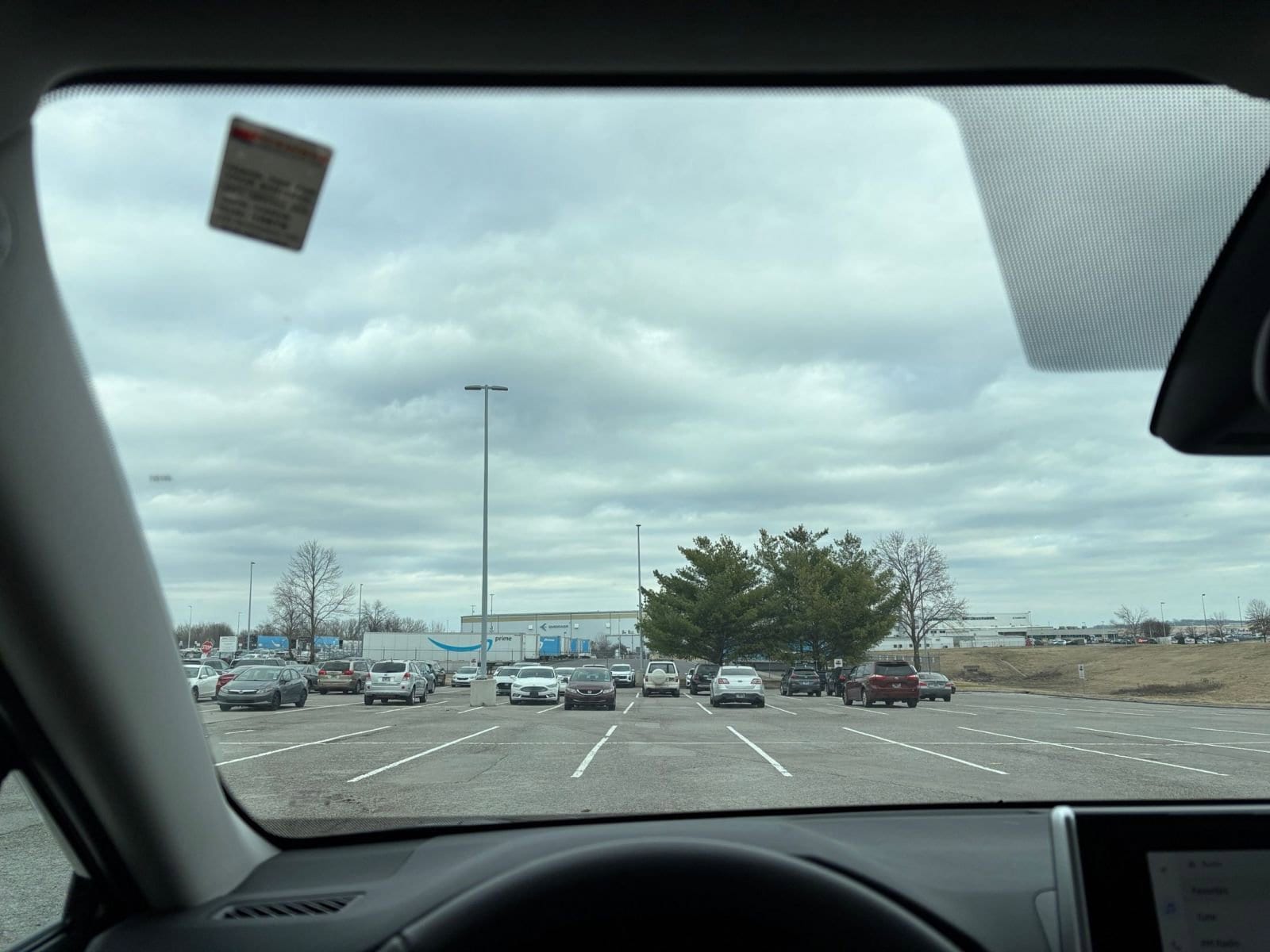 Thumbnail: 2025 Toyota RAV4 - 34