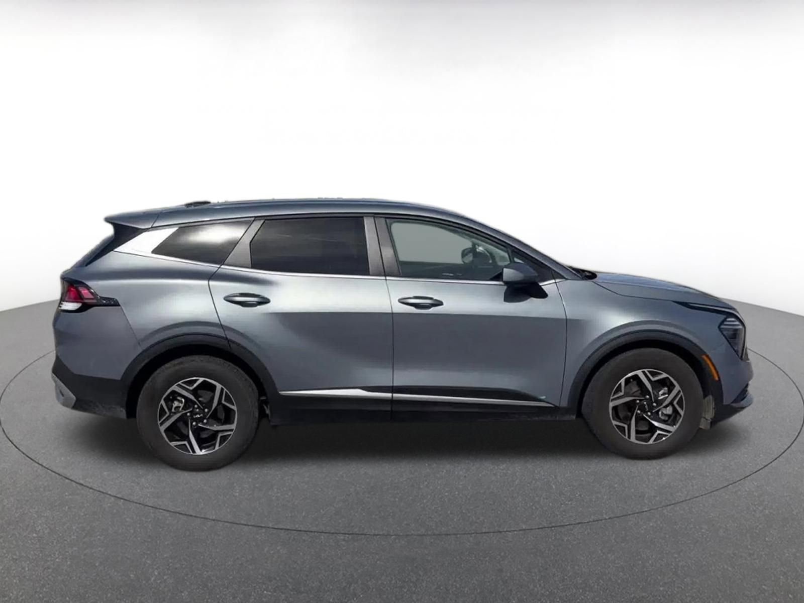 Thumbnail: 2025 Kia Sportage - 16