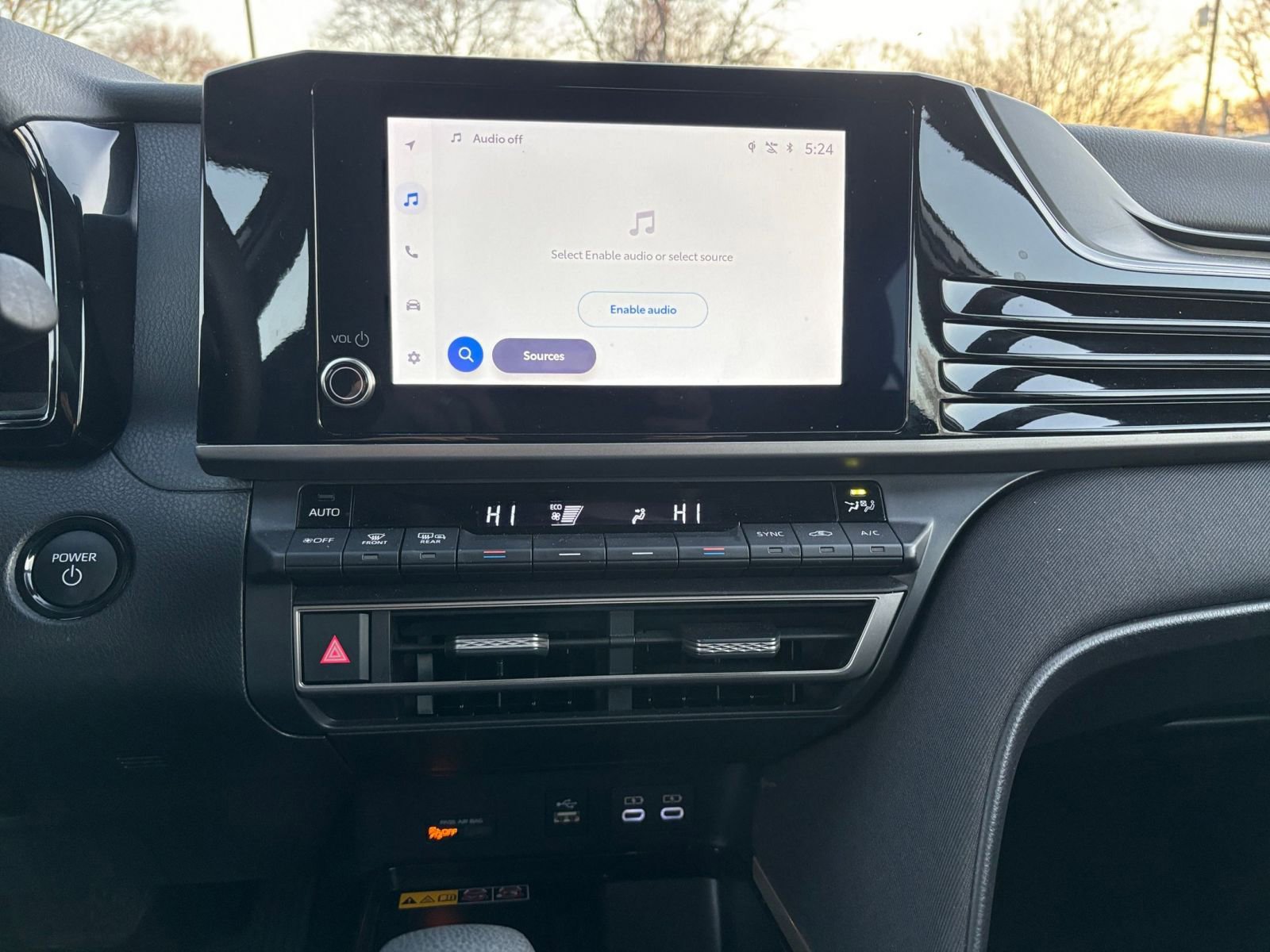 Thumbnail: 2025 Toyota Camry - 18