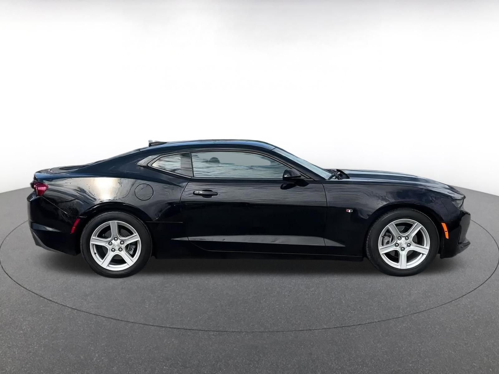 Thumbnail: 2023 Chevrolet Camaro - 8