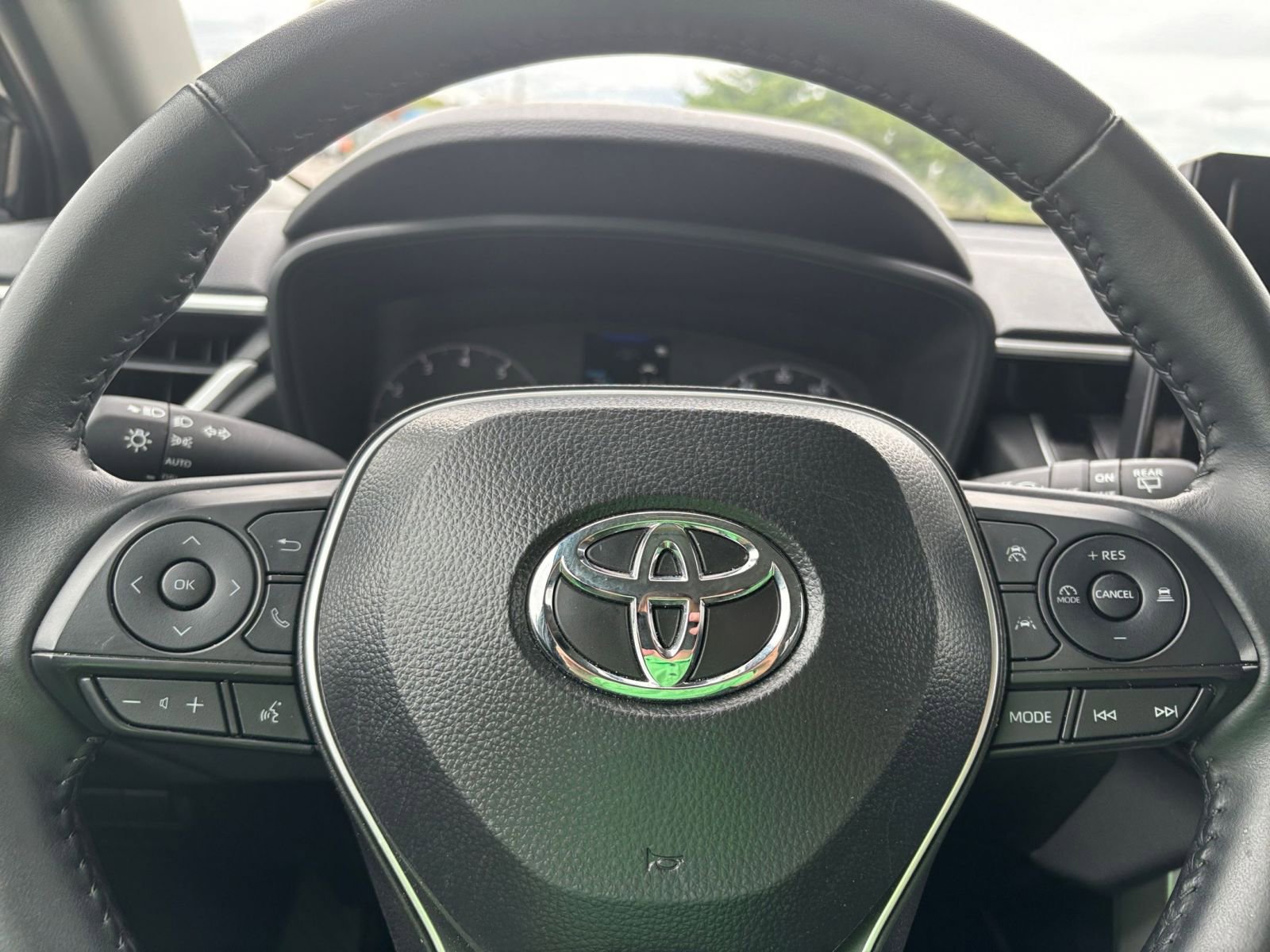 Thumbnail: 2025 Toyota Corolla Cross - 27