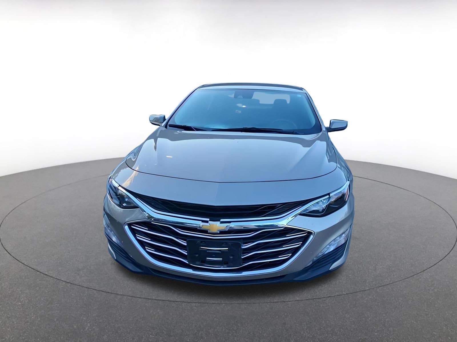 Thumbnail: 2024 Chevrolet Malibu - 2