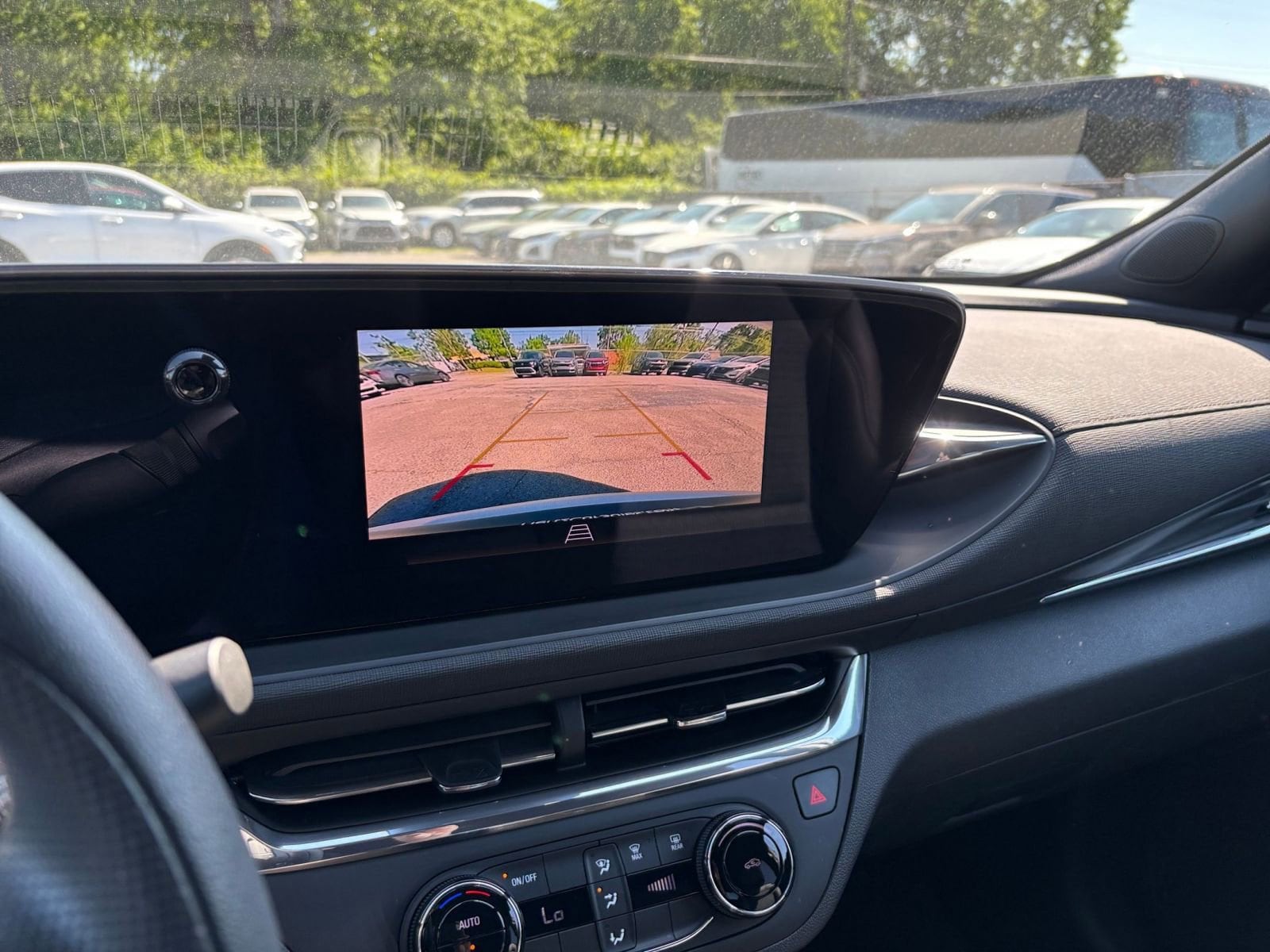 Thumbnail: 2025 Buick Envista - 22