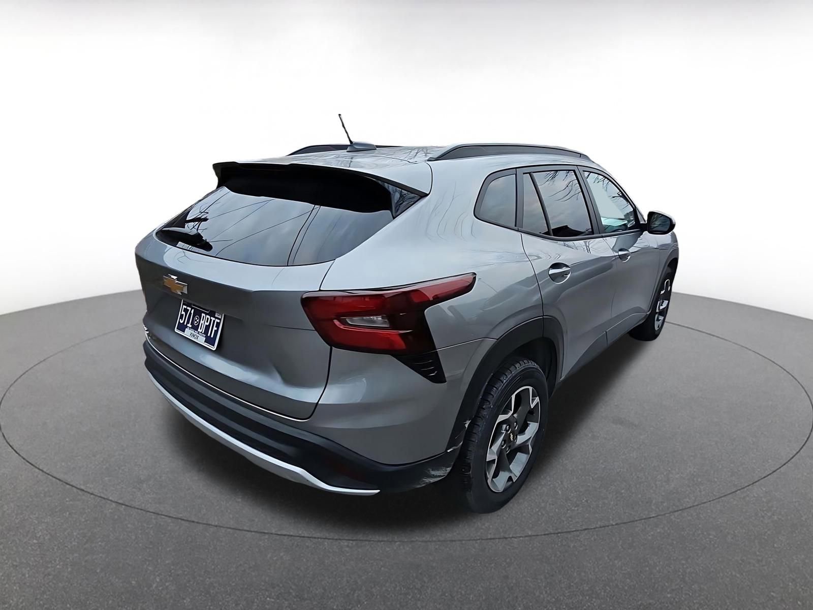 Thumbnail: 2025 Chevrolet Trax - 6