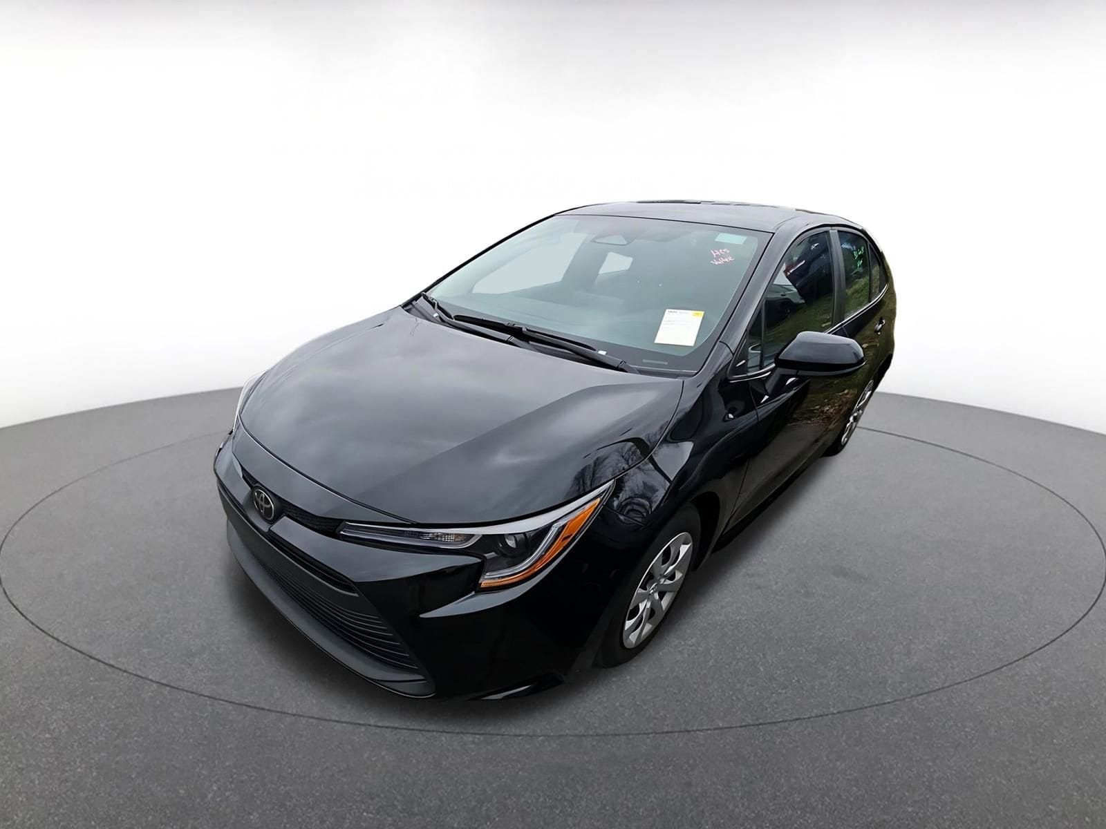 Thumbnail: 2025 Toyota Corolla - 3