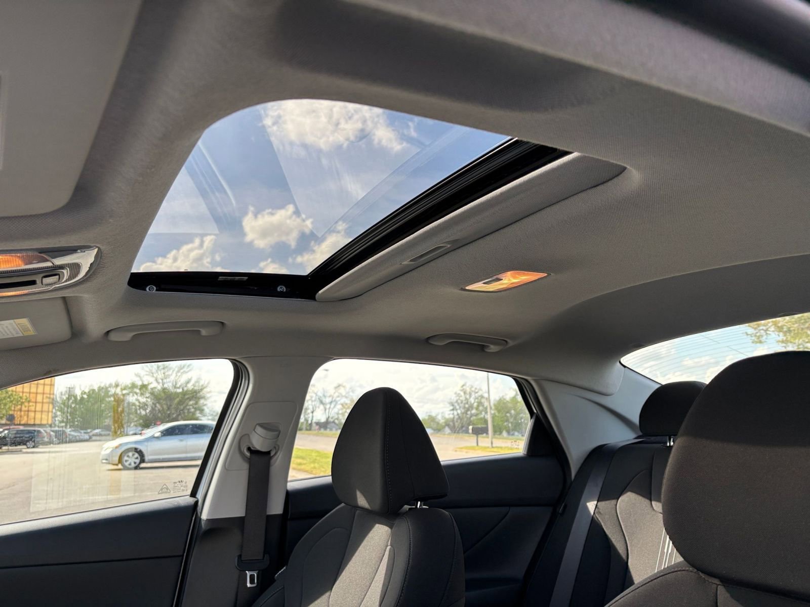 Thumbnail: 2025 Hyundai Elantra - 29