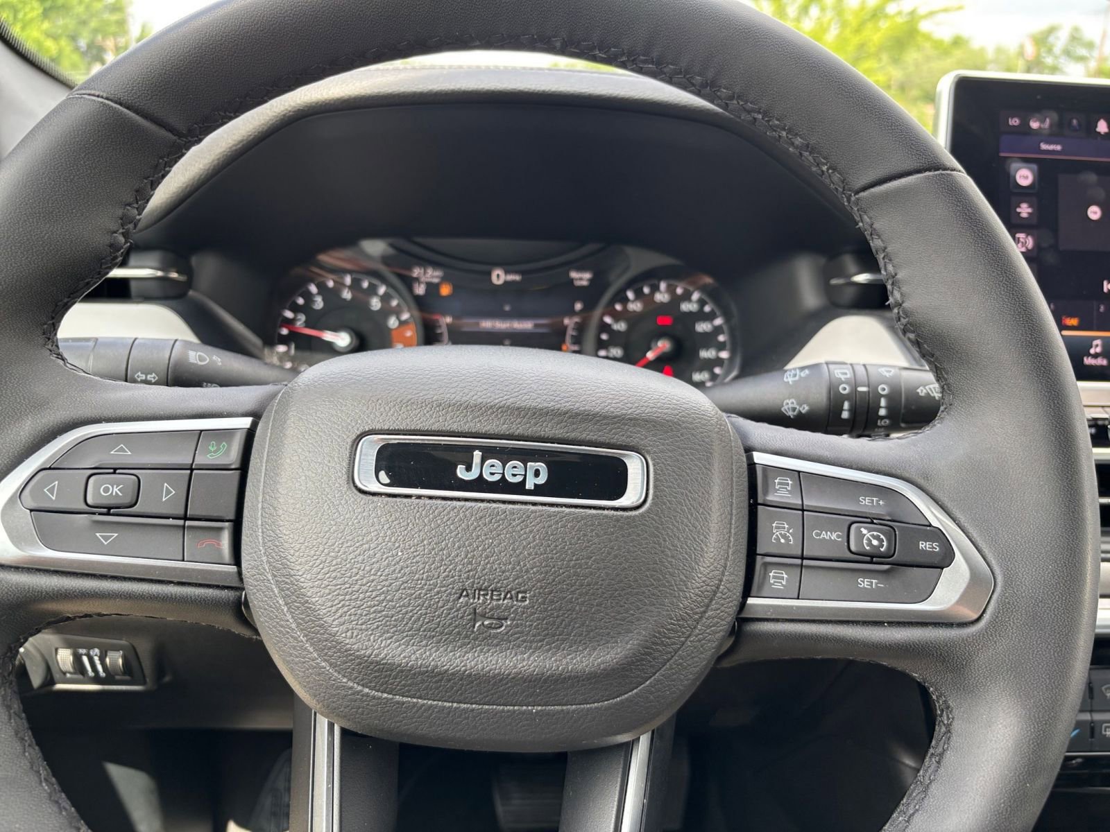 Thumbnail: 2025 Jeep Compass - 29