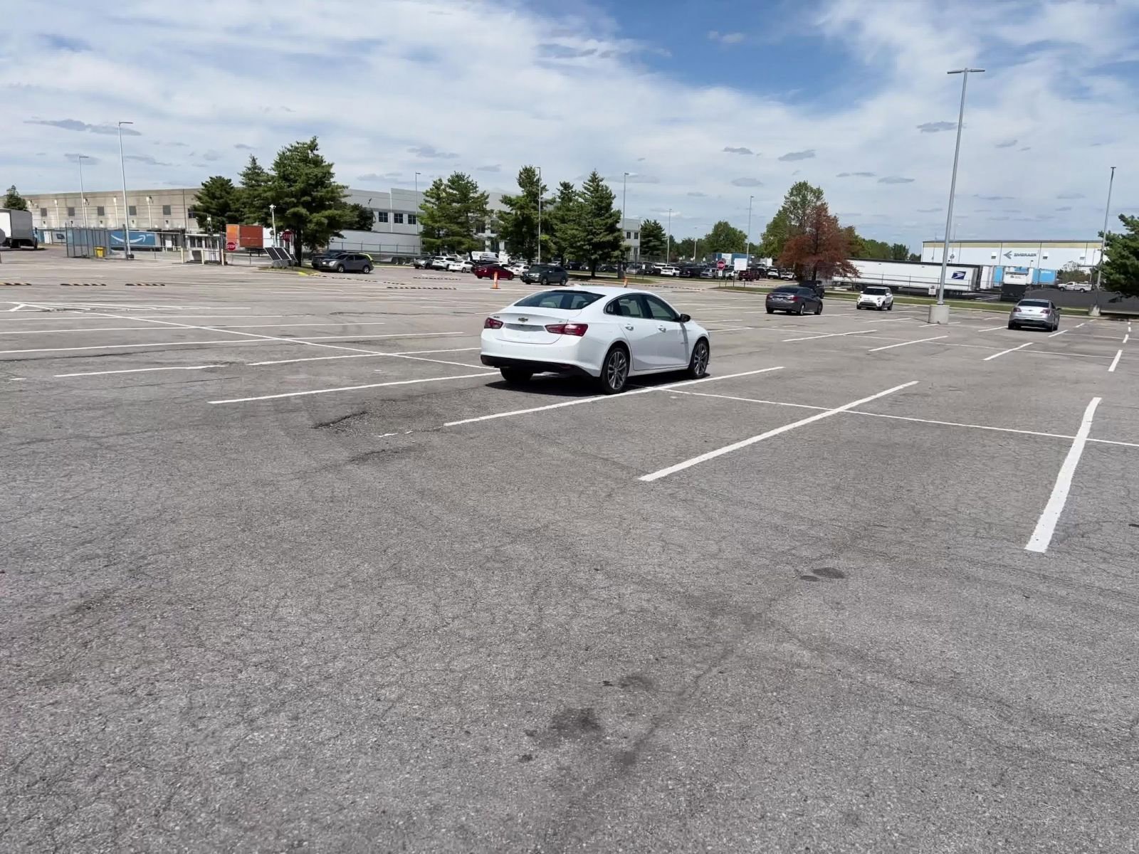 Thumbnail: 2024 Chevrolet Malibu - 8