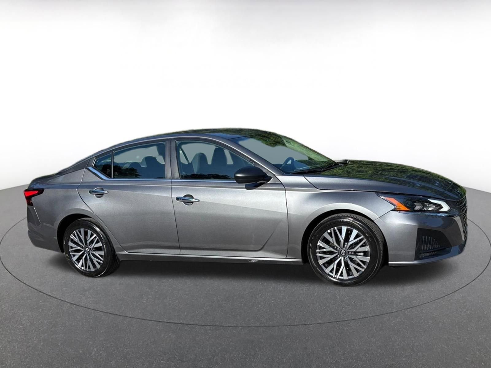 Thumbnail: 2025 Nissan Altima - 15