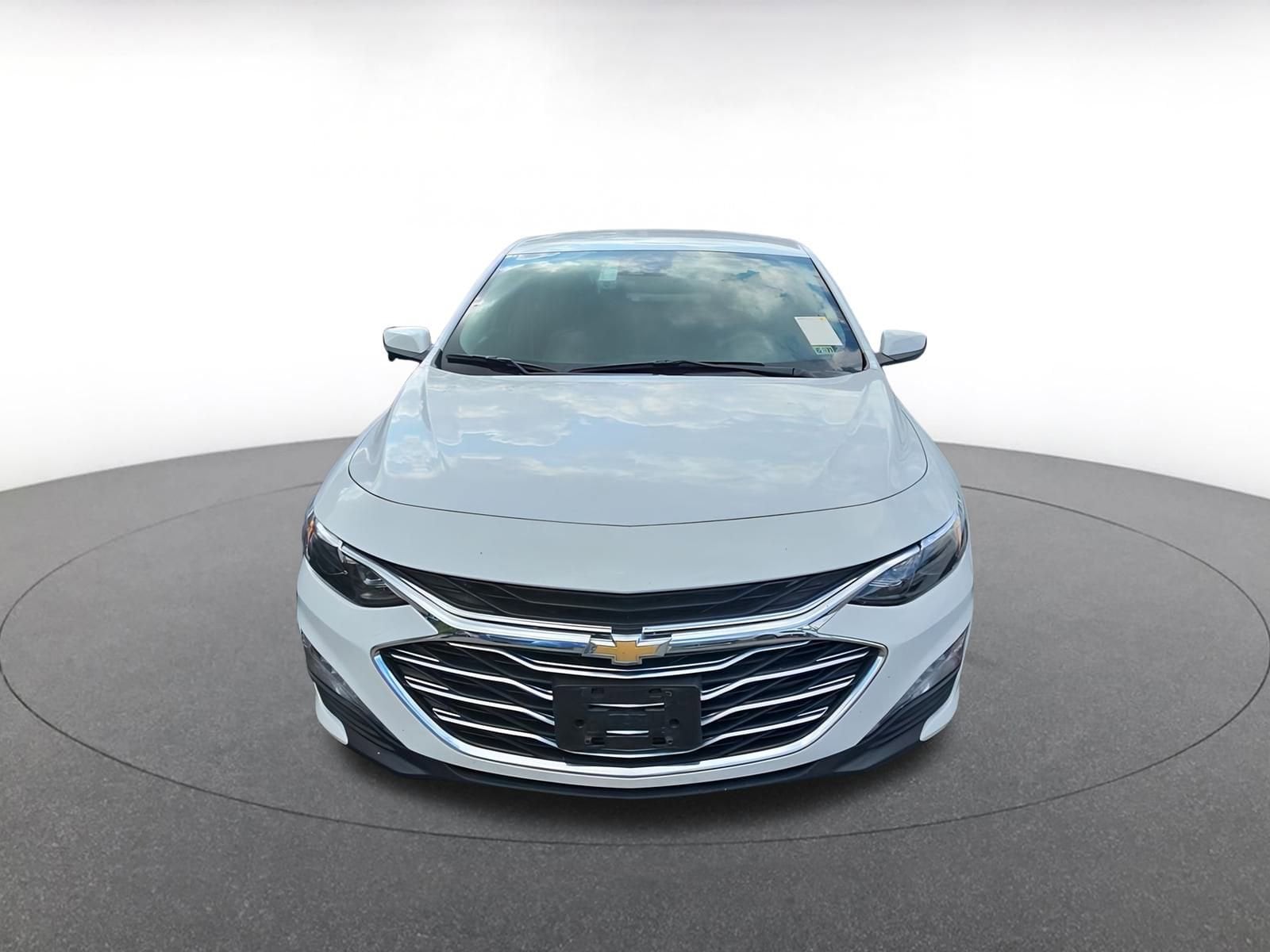 Thumbnail: 2024 Chevrolet Malibu - 2