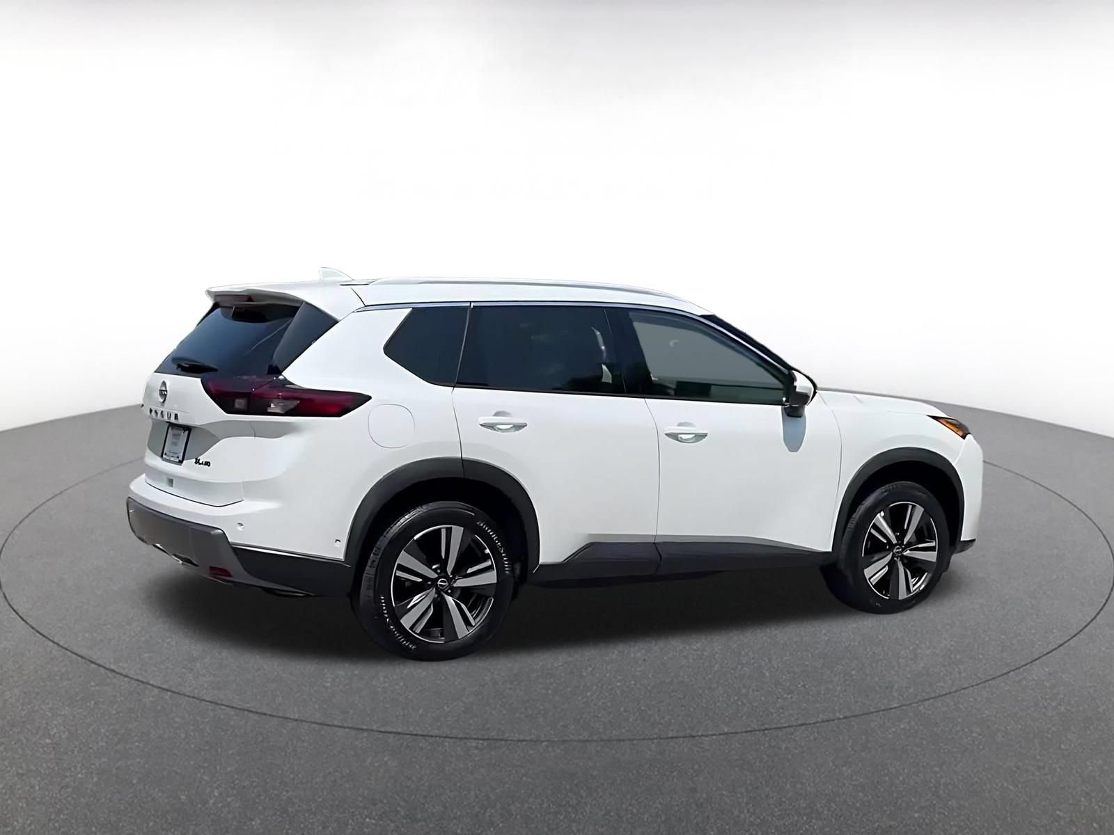 Thumbnail: 2026 Nissan Rogue - 13