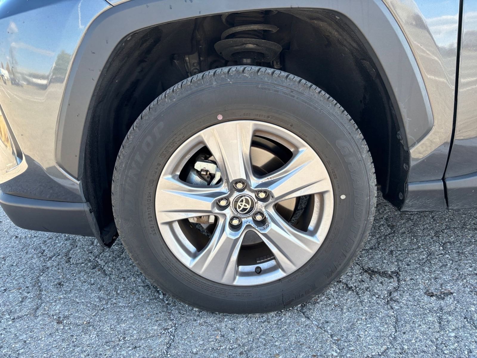 Thumbnail: 2025 Toyota RAV4 - 30