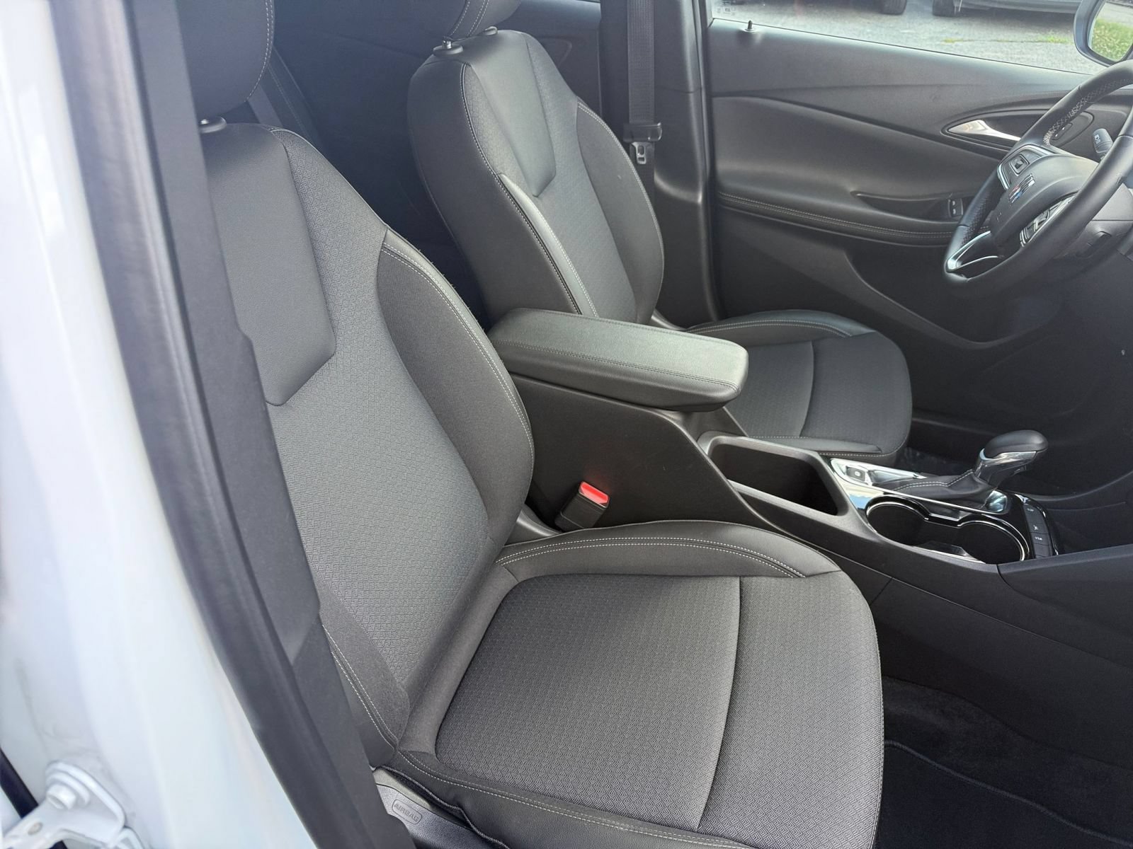 Thumbnail: 2026 Buick Encore GX - 34