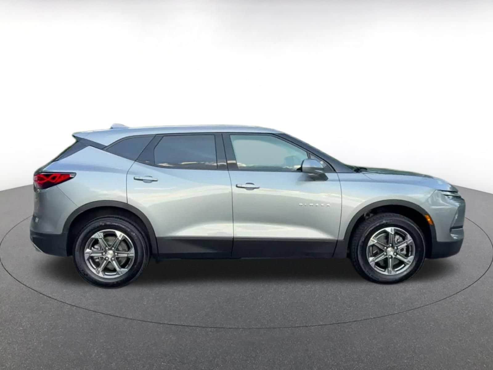 Thumbnail: 2025 Chevrolet Blazer - 15