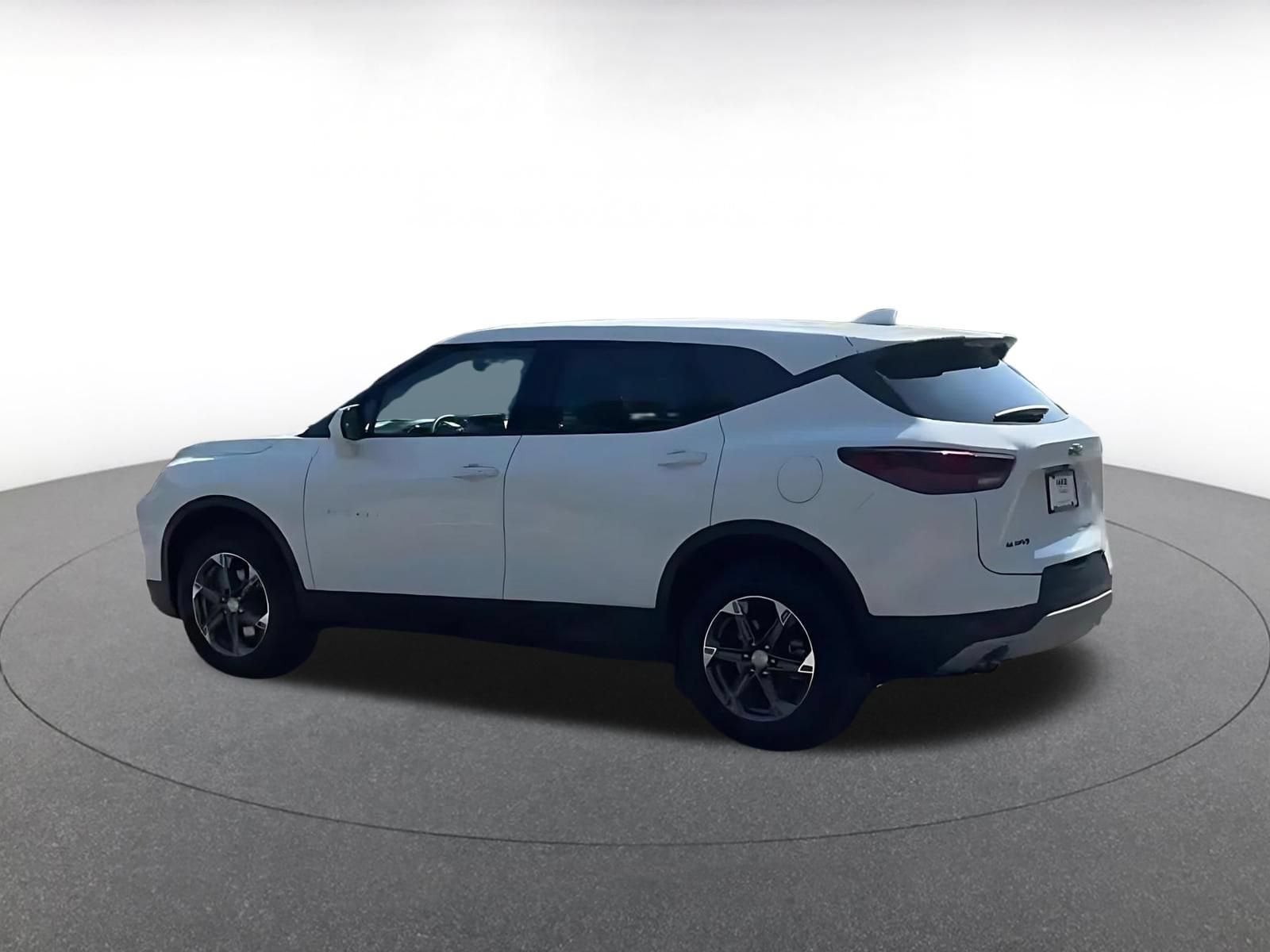 Thumbnail: 2026 Chevrolet Blazer - 10
