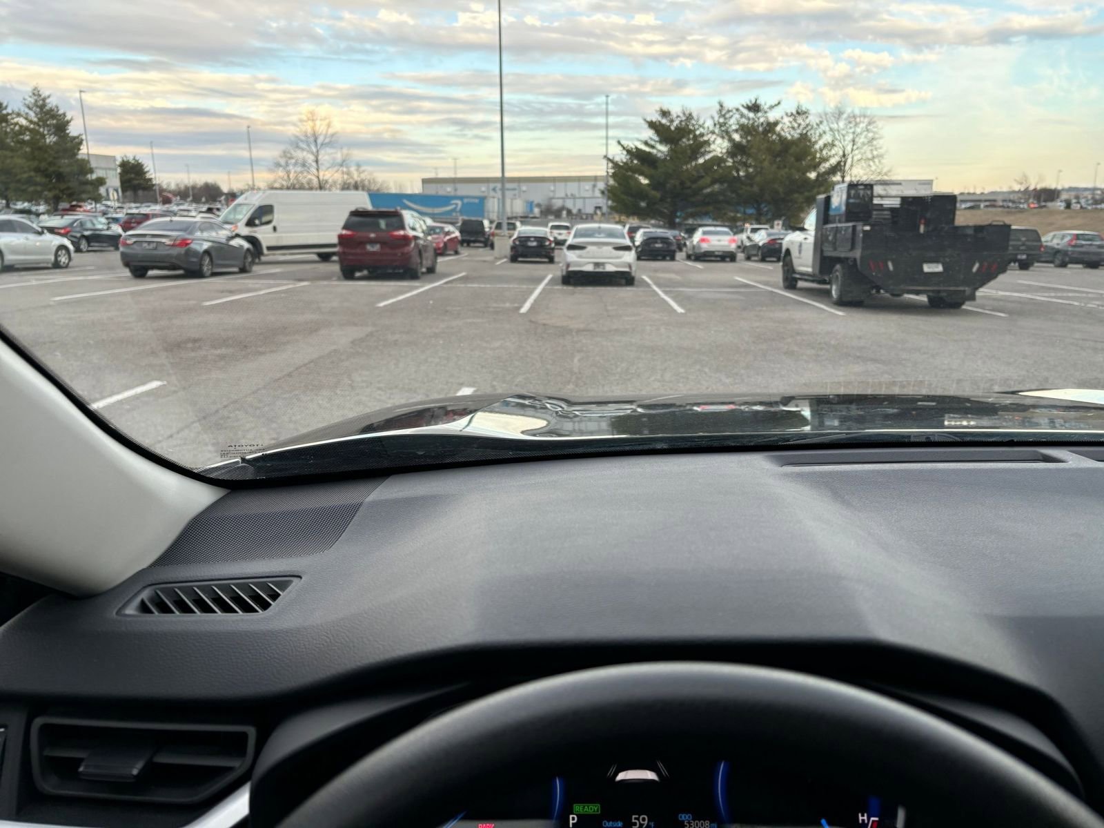 Thumbnail: 2025 Toyota RAV4 - 33