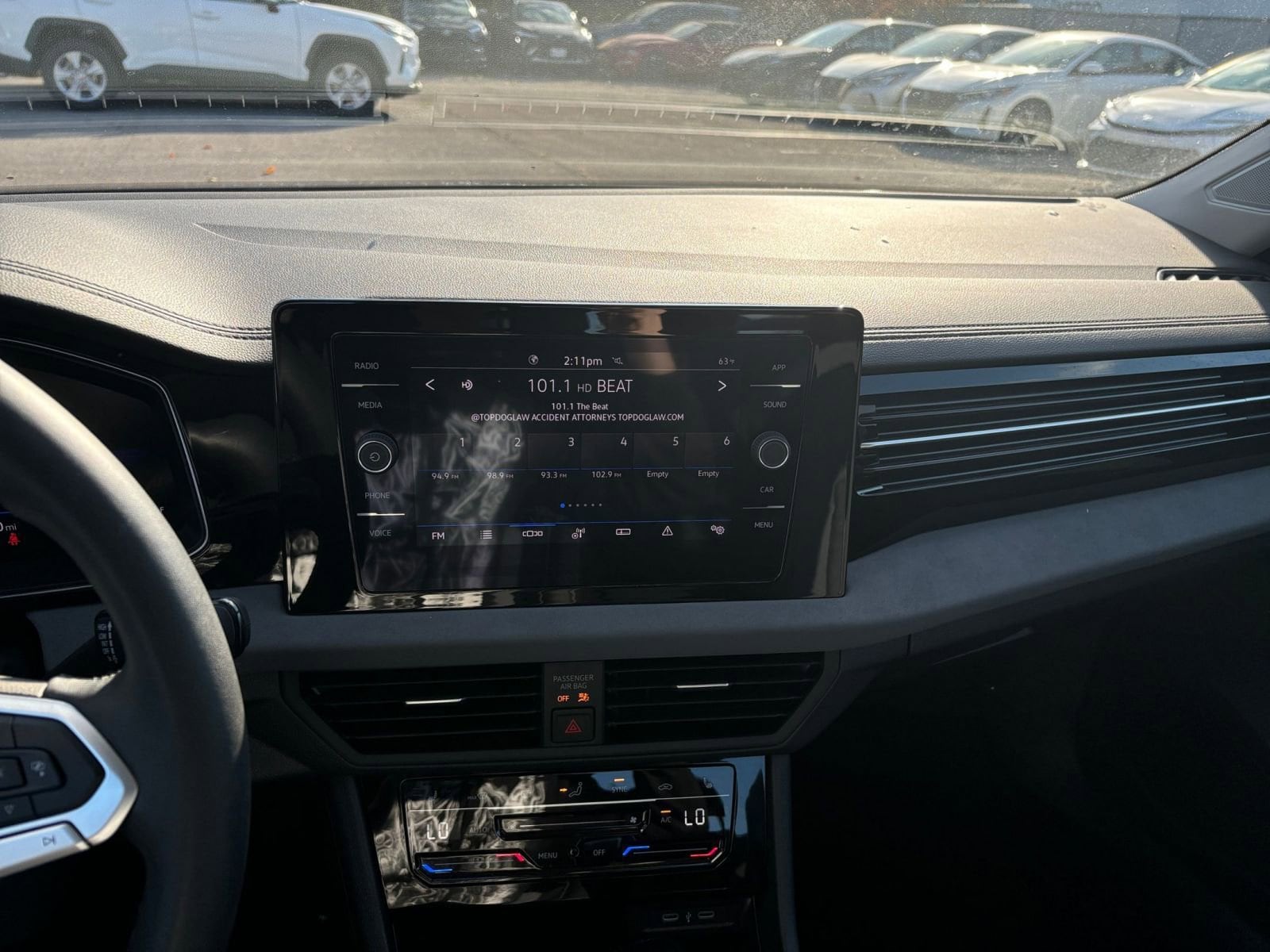 Thumbnail: 2025 Volkswagen Jetta - 18