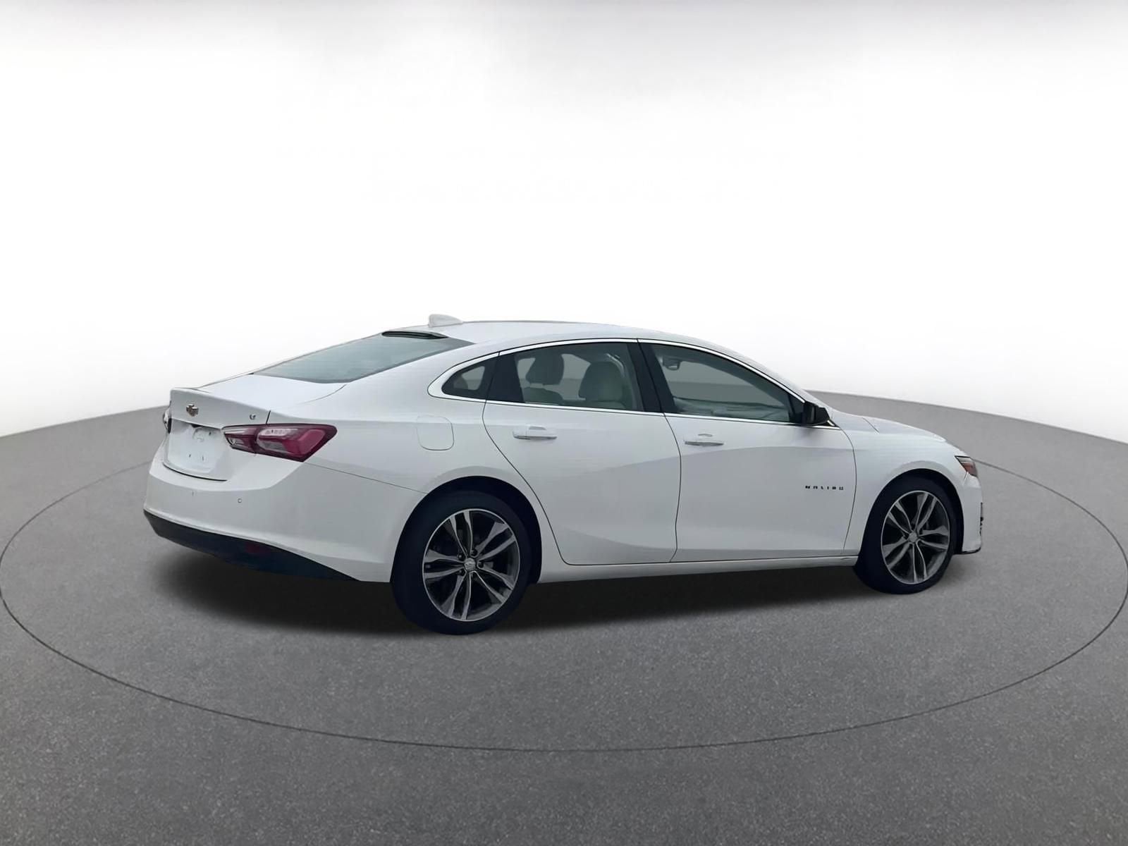 Thumbnail: 2024 Chevrolet Malibu - 14