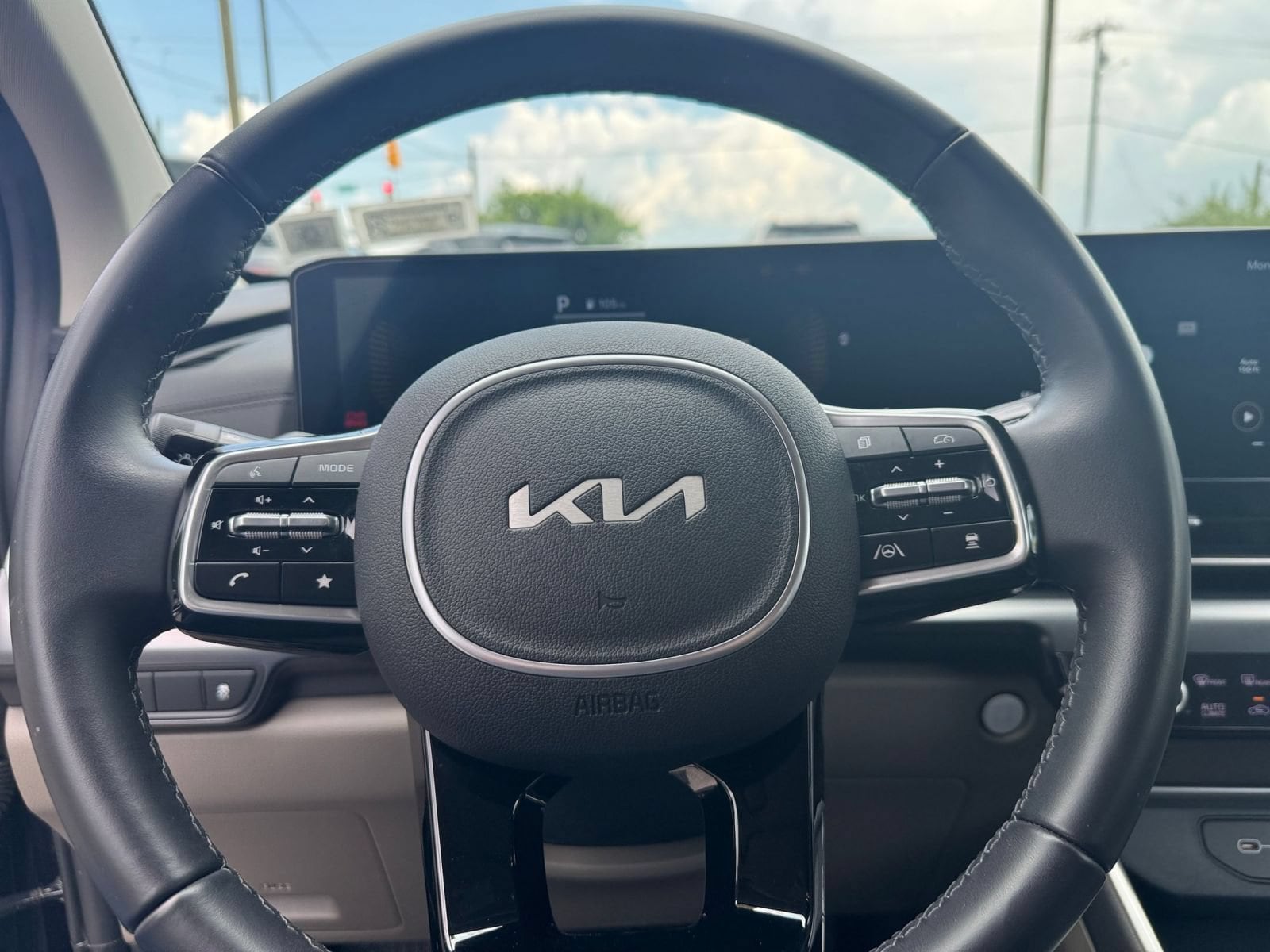 Thumbnail: 2026 Kia Carnival - 30