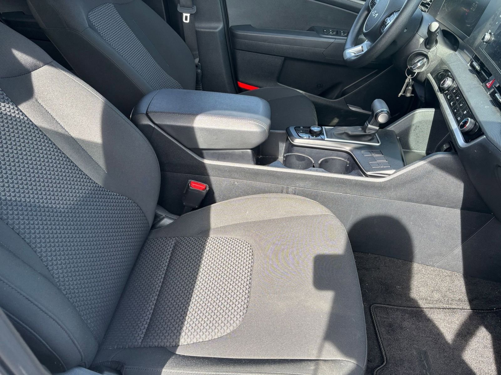 Thumbnail: 2025 Kia Sportage - 35