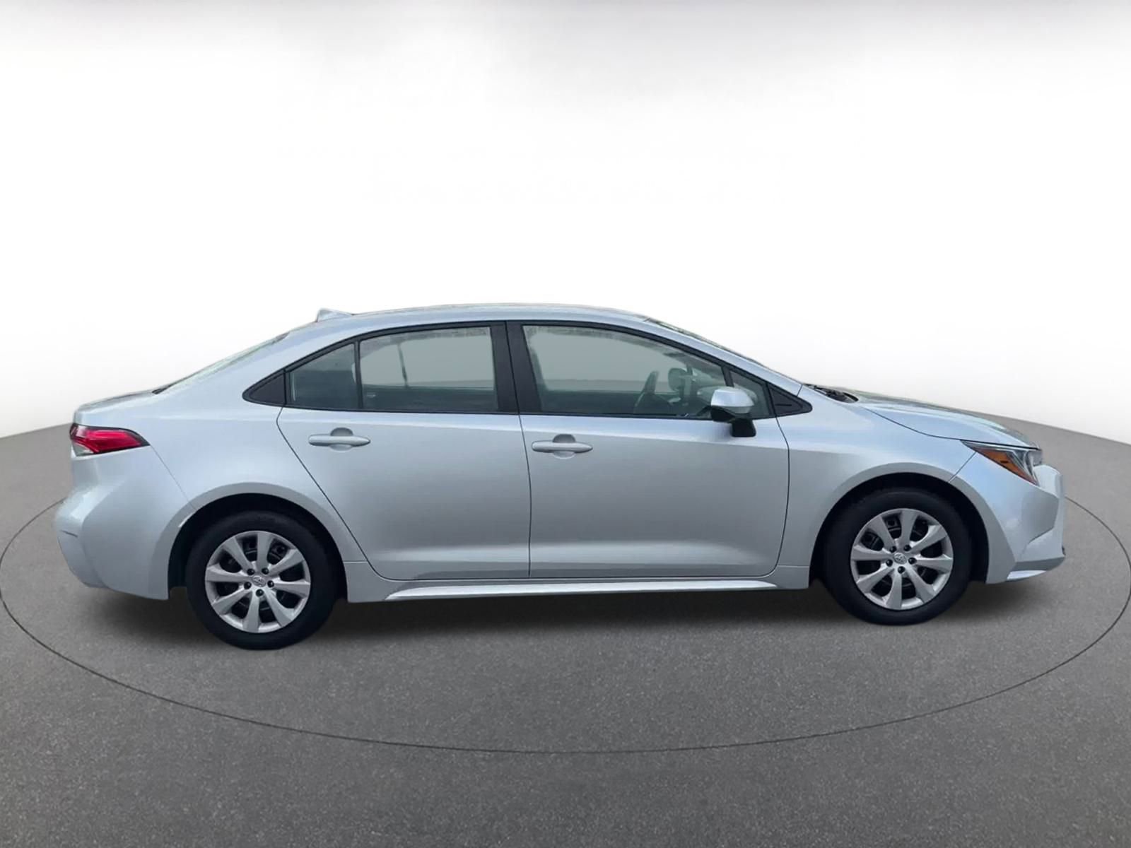 Thumbnail: 2023 Toyota Corolla - 16