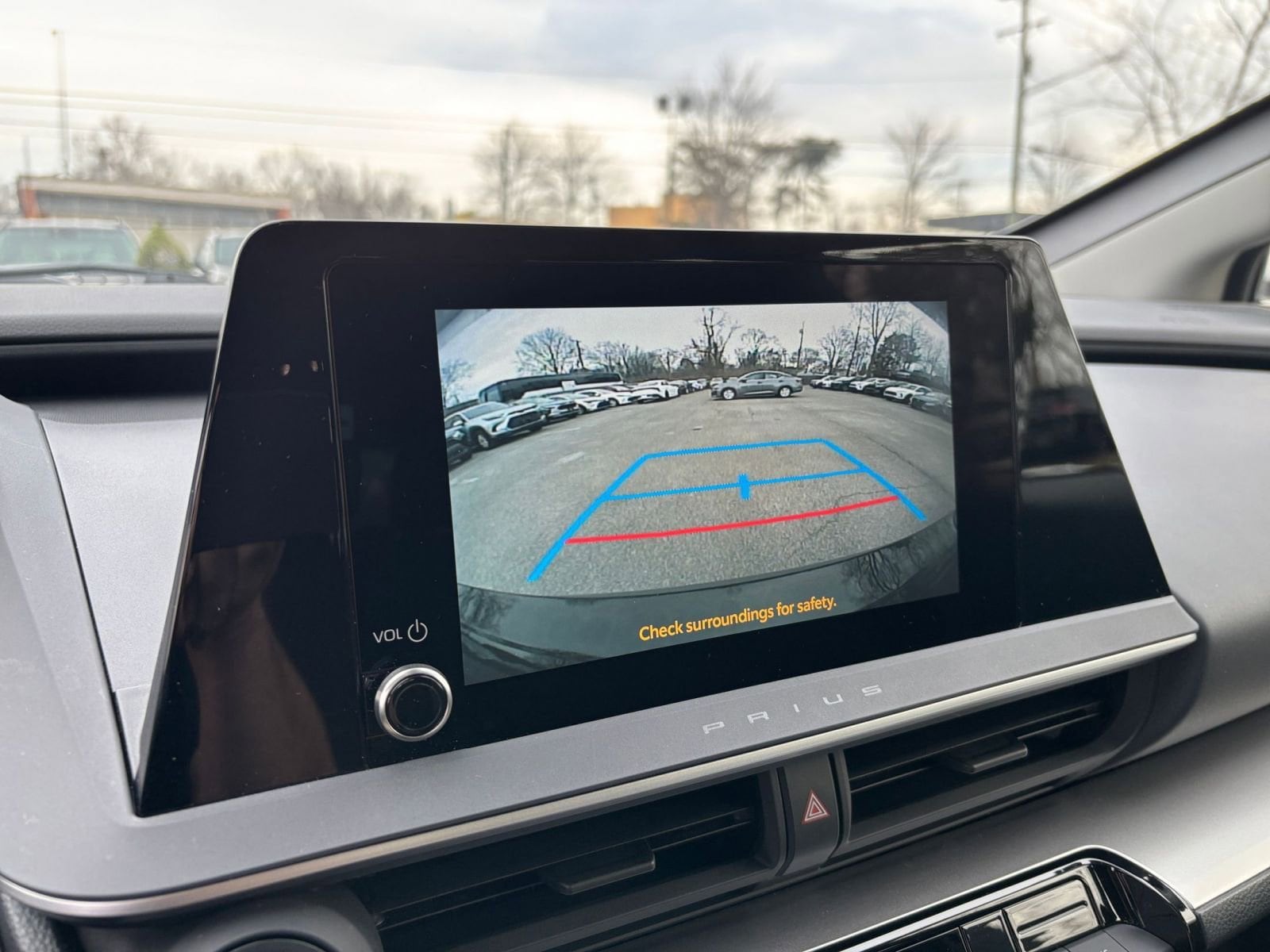 Thumbnail: 2025 Toyota Prius - 17