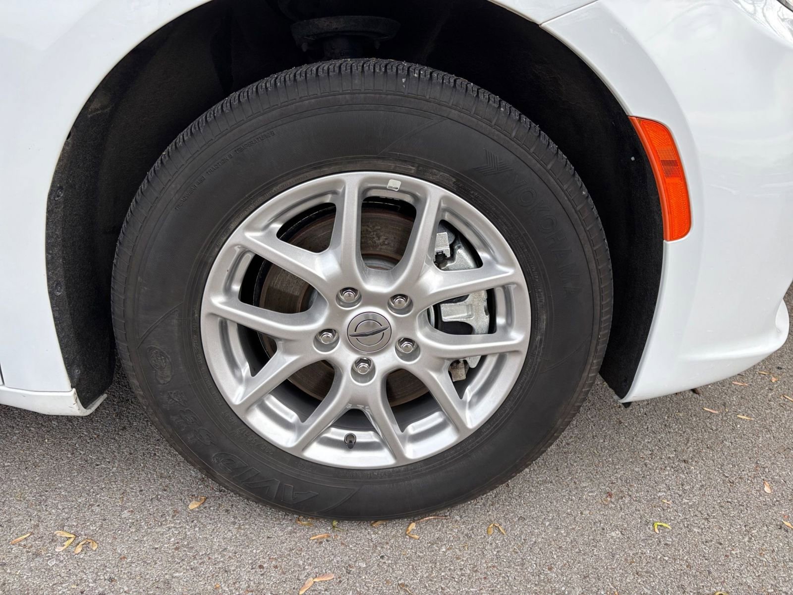 Thumbnail: 2025 Chrysler Pacifica - 33