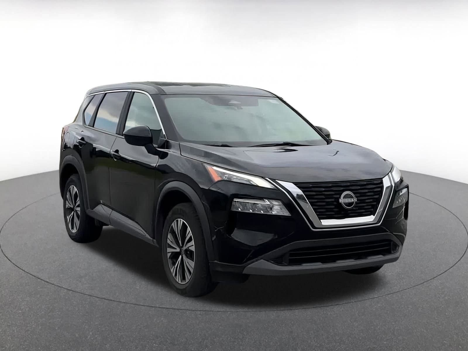 Thumbnail: 2023 Nissan Rogue - 3