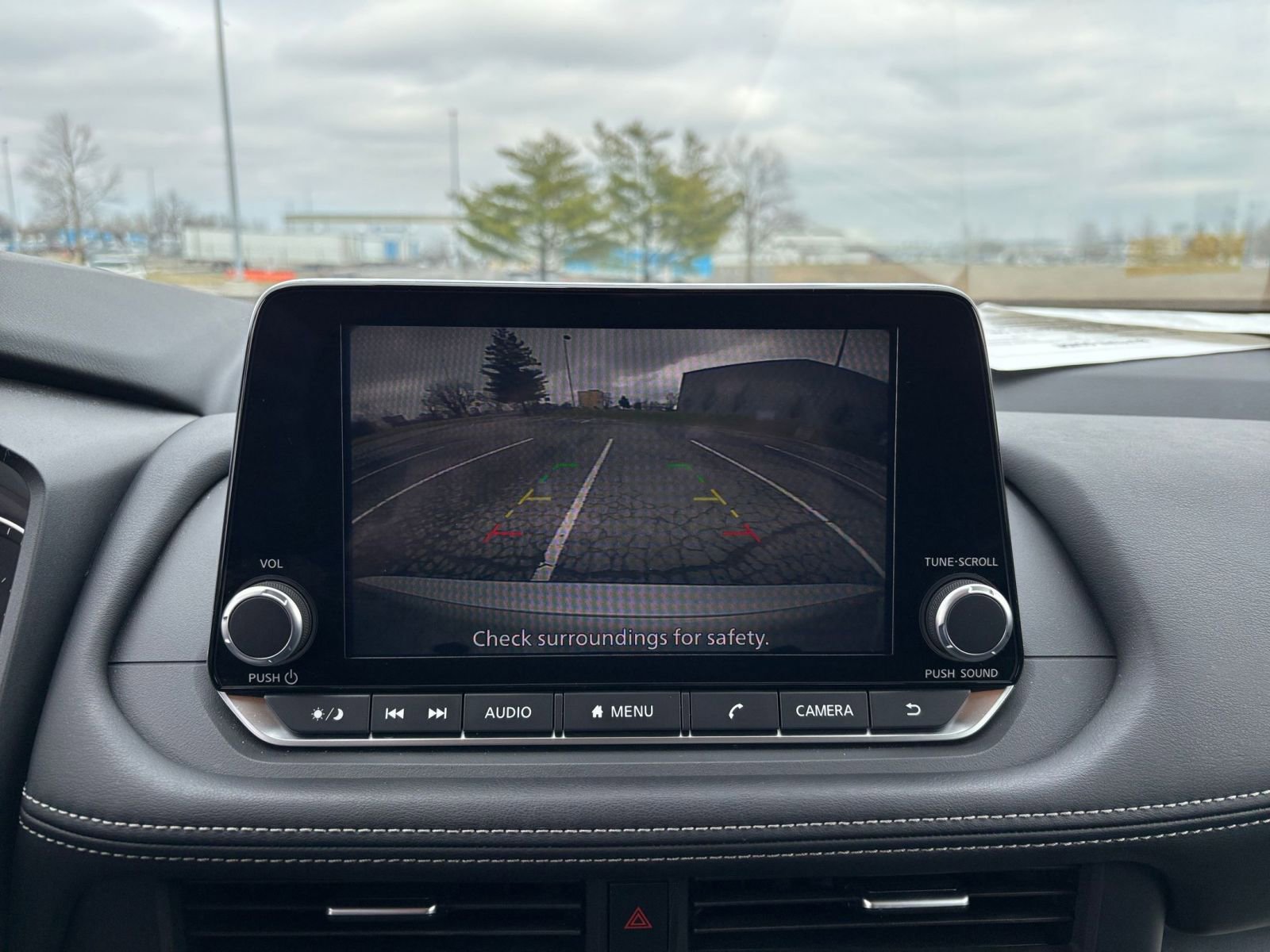 Thumbnail: 2025 Nissan Rogue - 25