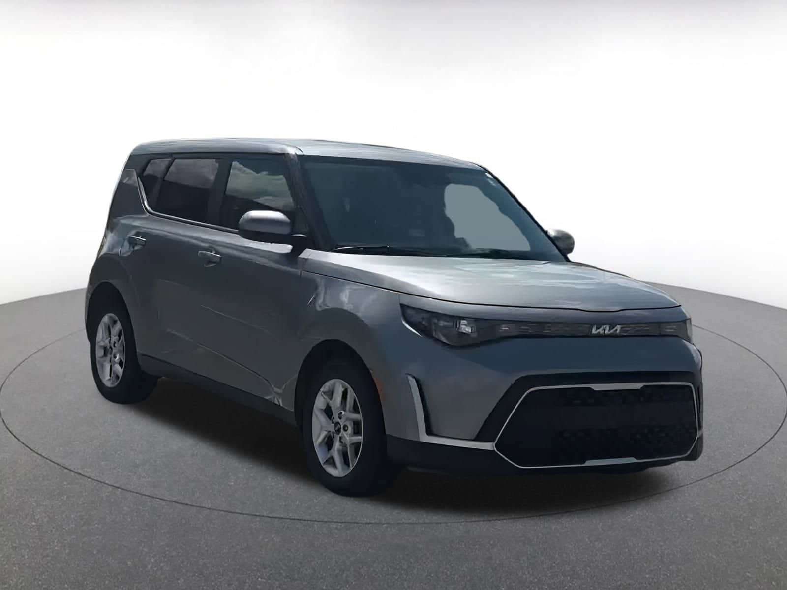 Thumbnail: 2023 Kia Soul - 3