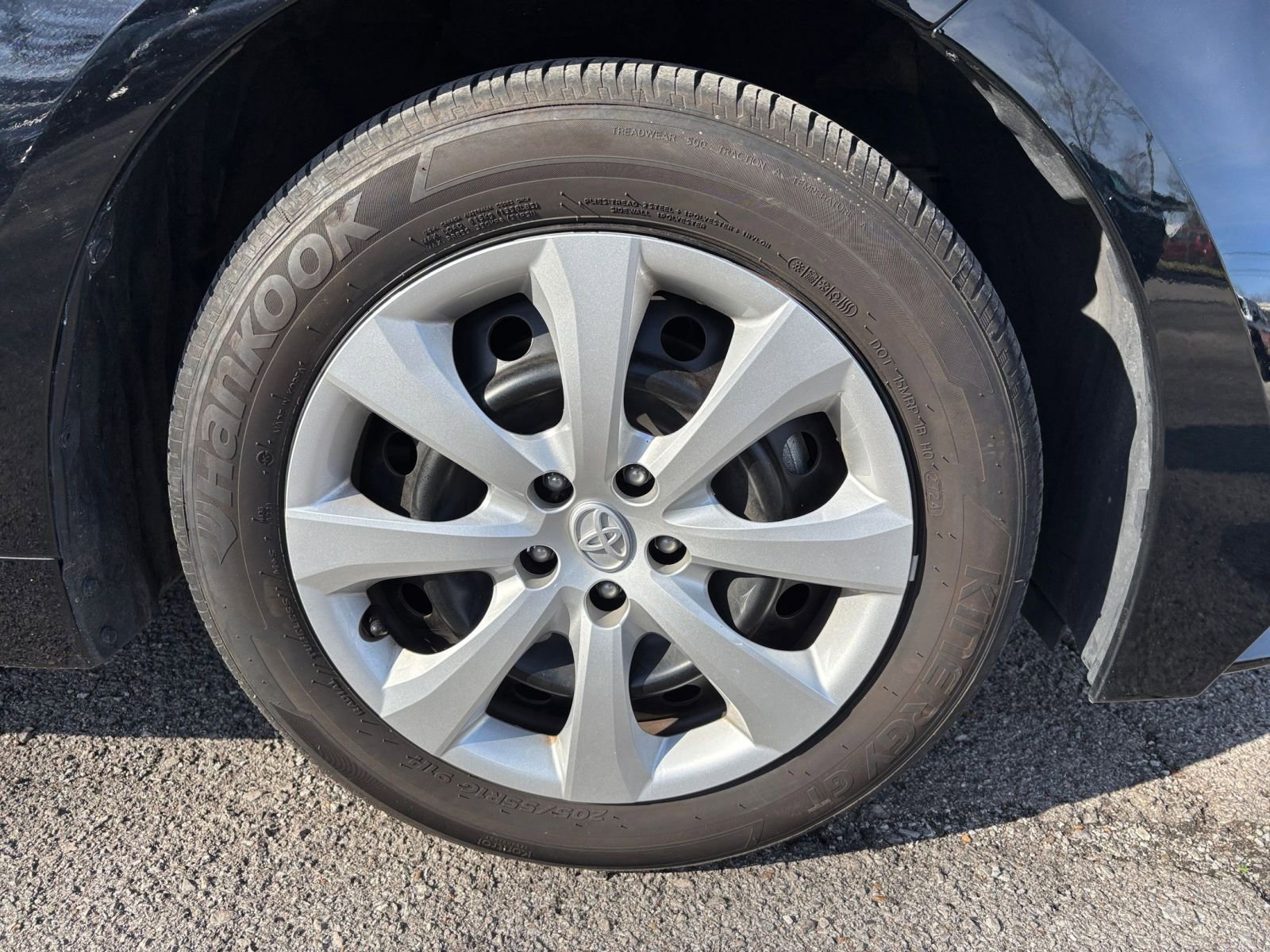 Thumbnail: 2025 Toyota Corolla - 28