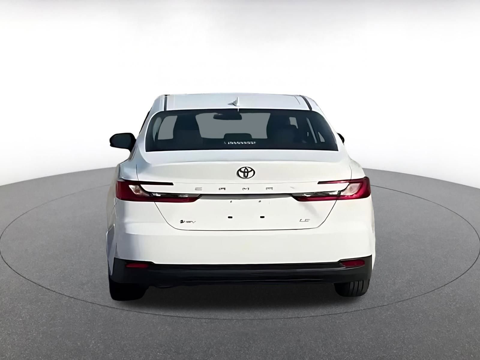 Thumbnail: 2025 Toyota Camry - 14