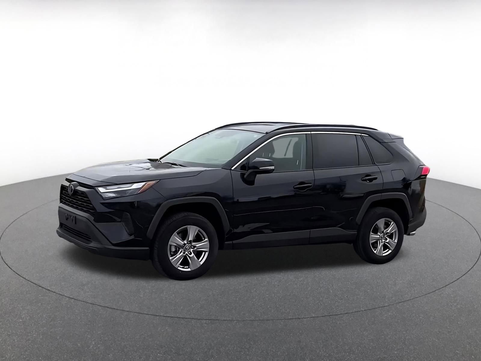 Thumbnail: 2025 Toyota RAV4 - 8