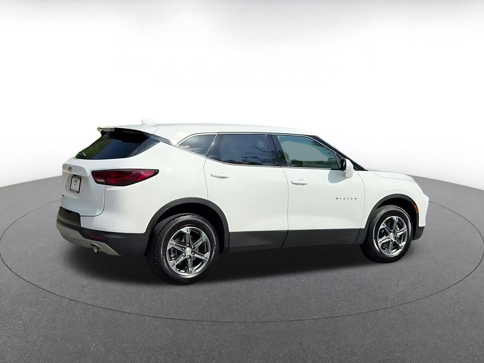 Thumbnail: 2026 Chevrolet Blazer - 14