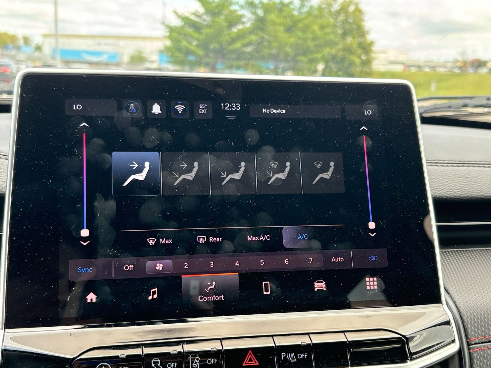 Thumbnail: 2025 Jeep Compass - 21