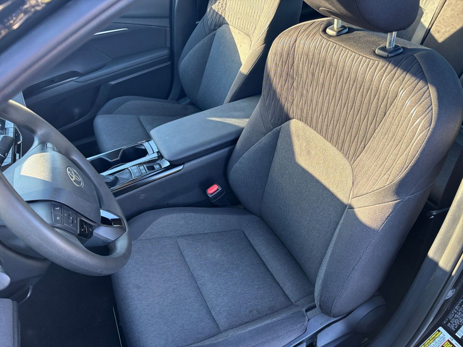 Thumbnail: 2025 Toyota Camry - 35