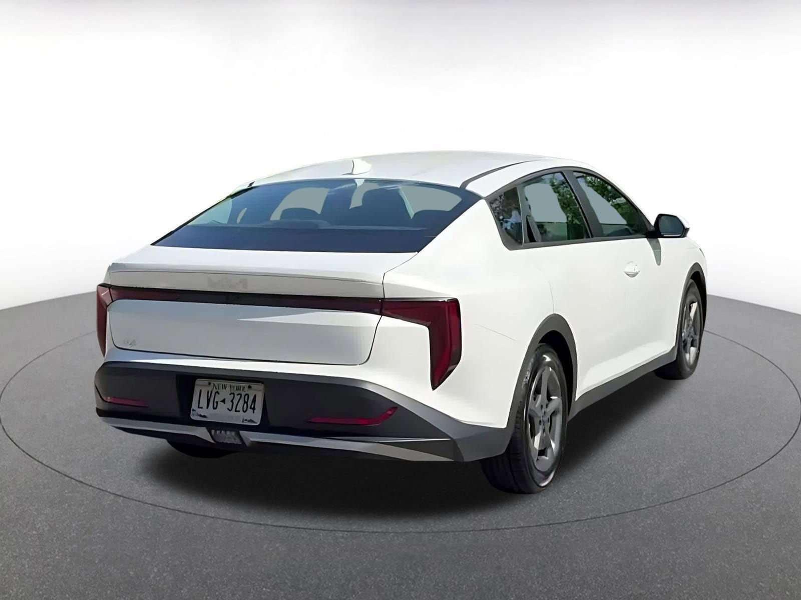 Thumbnail: 2025 Kia K4 - 14