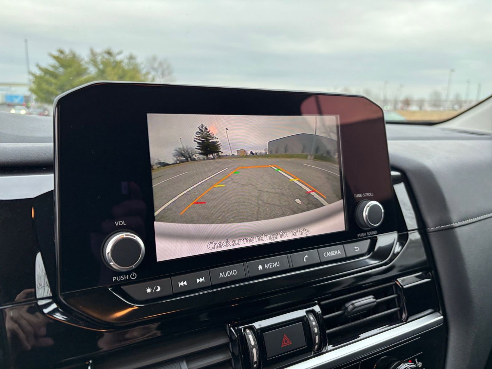 Thumbnail: 2025 Nissan Pathfinder - 20