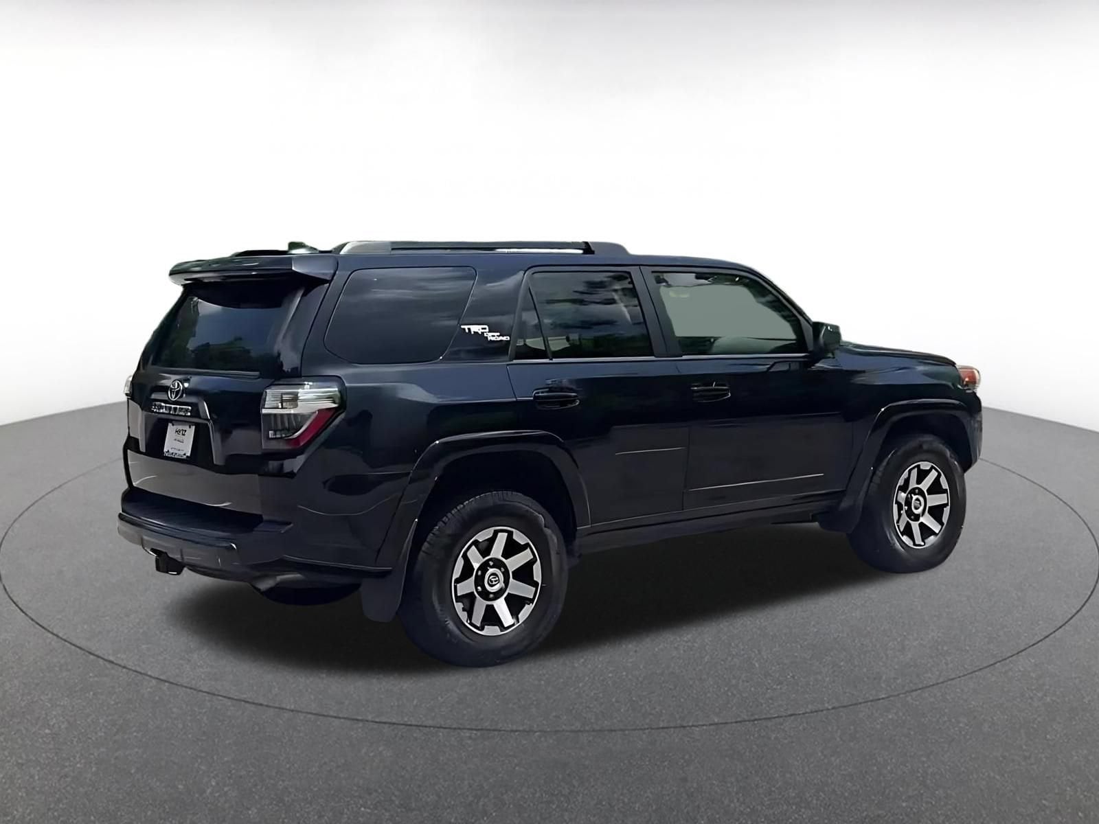 Thumbnail: 2024 Toyota 4Runner - 10