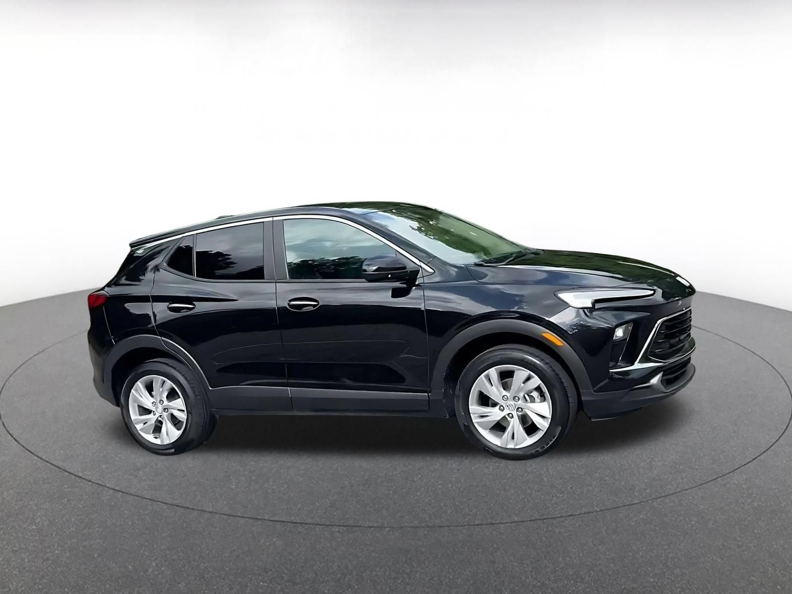 Thumbnail: 2025 Buick Encore GX - 2