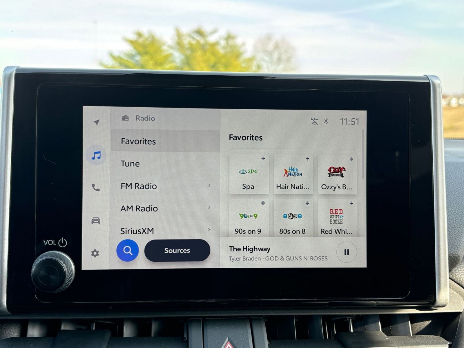 Thumbnail: 2025 Toyota RAV4 - 21