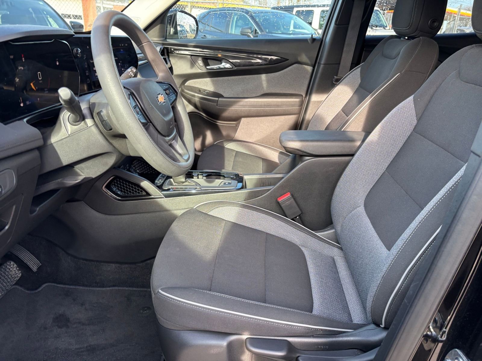 Thumbnail: 2025 Chevrolet TrailBlazer - 25