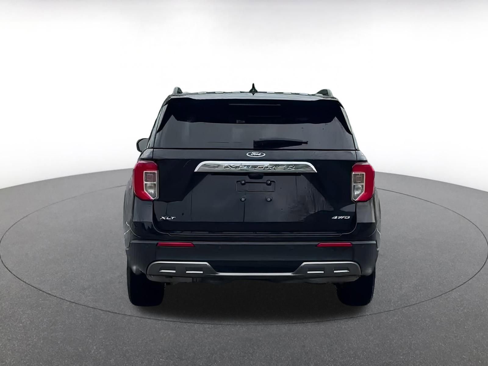 Thumbnail: 2023 Ford Explorer - 15