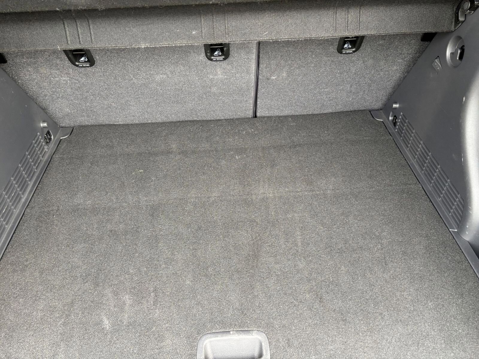 Thumbnail: 2025 Hyundai Kona - 32