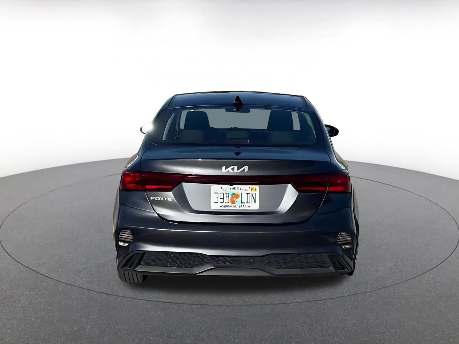 Thumbnail: 2024 Kia Forte - 12