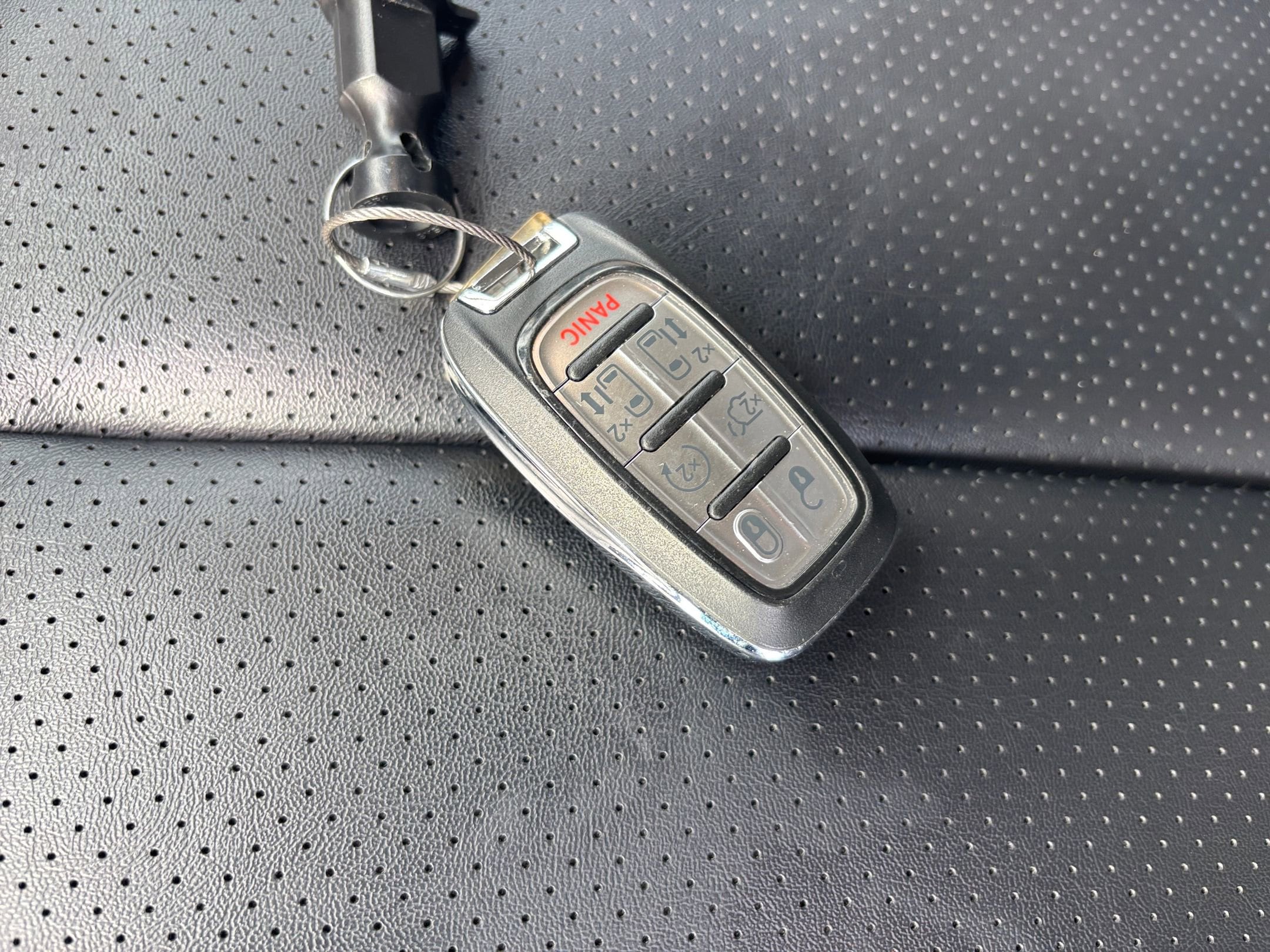 Thumbnail: 2024 Chrysler Pacifica - 24