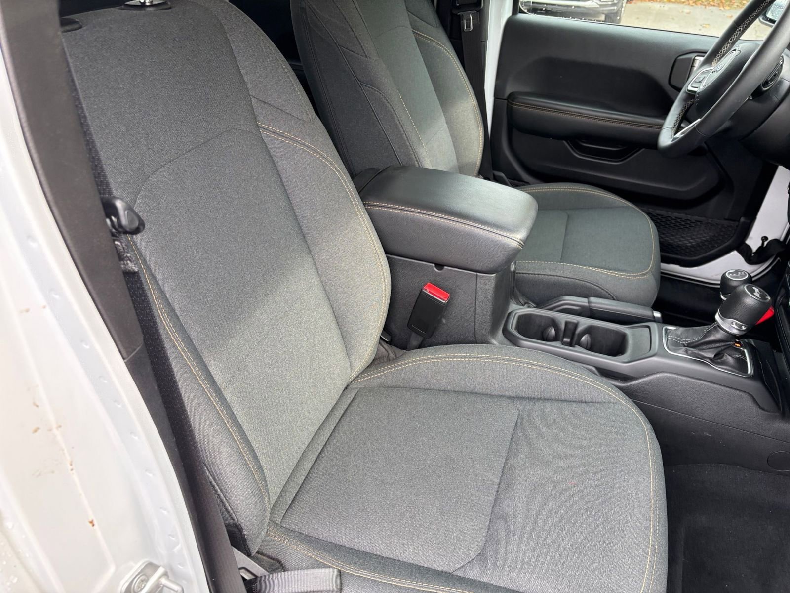 Thumbnail: 2025 Jeep Wrangler - 35