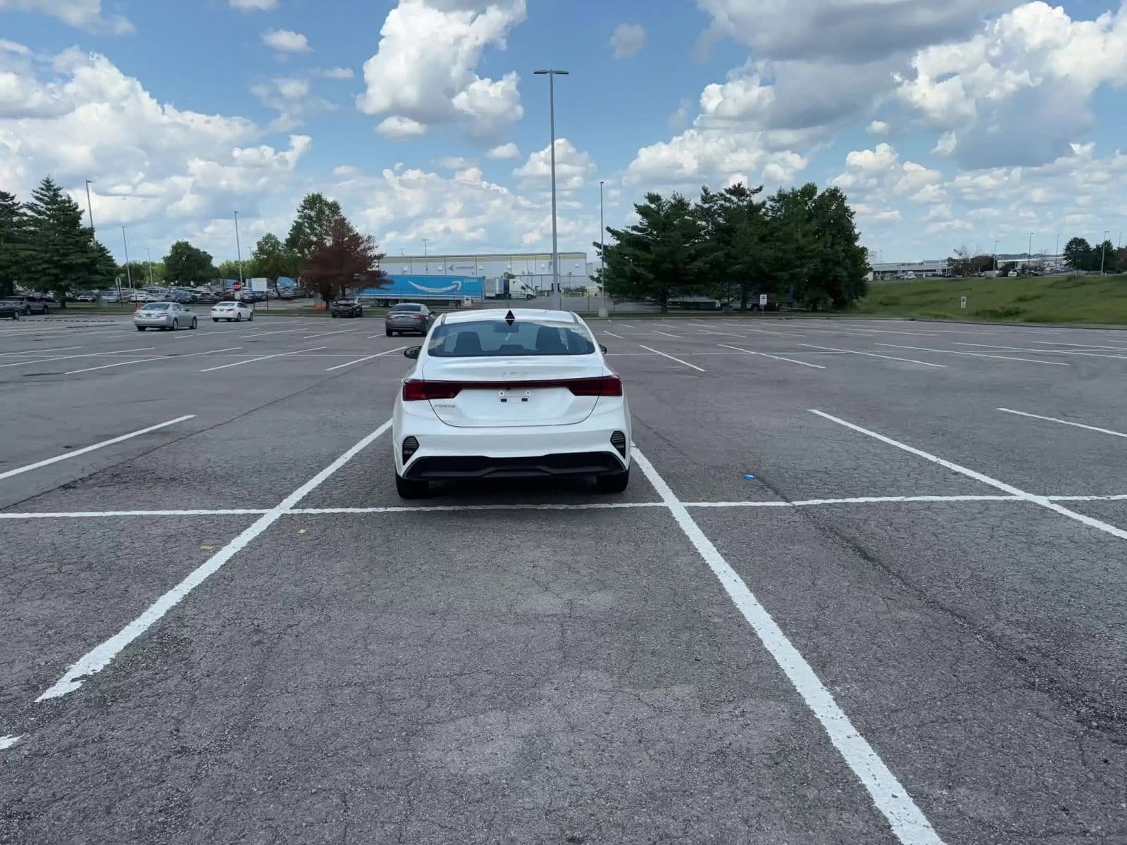 Thumbnail: 2023 Kia Forte - 16