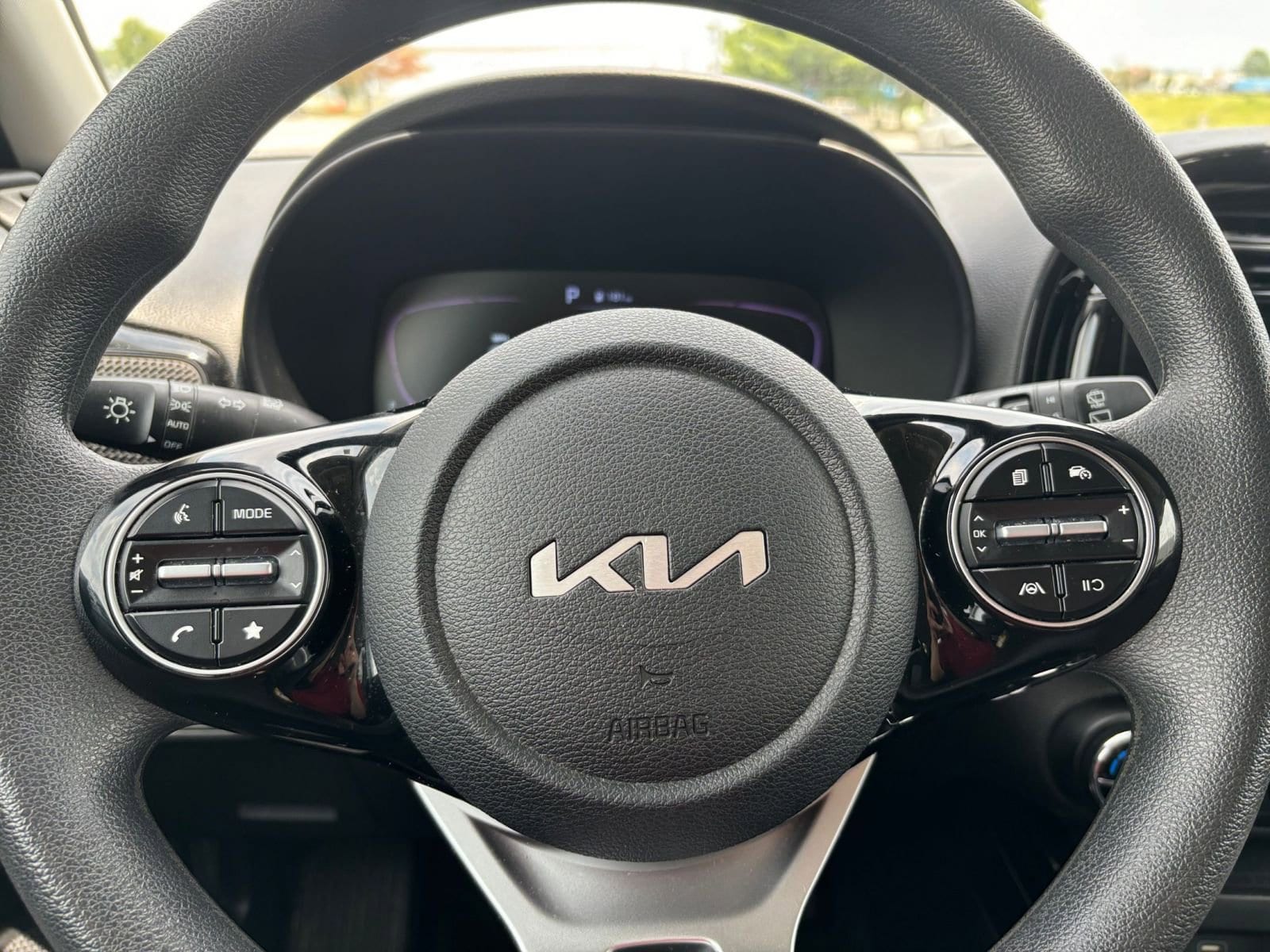 Thumbnail: 2023 Kia Soul - 28