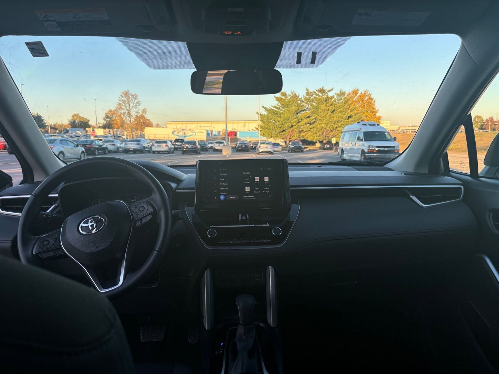 Thumbnail: 2025 Toyota Corolla Cross - 32